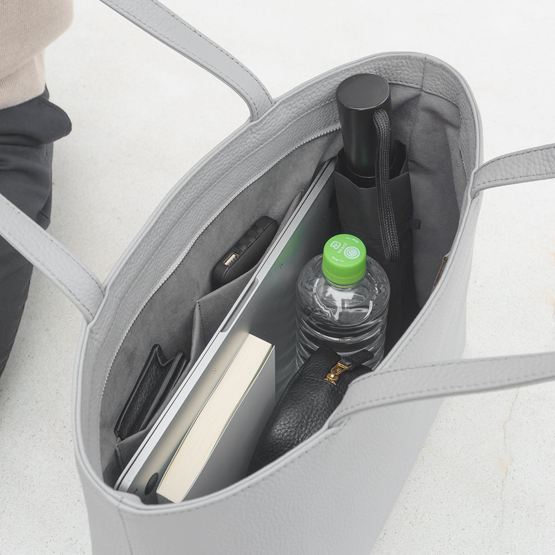 レザートート ホワイトグレー(新古品)