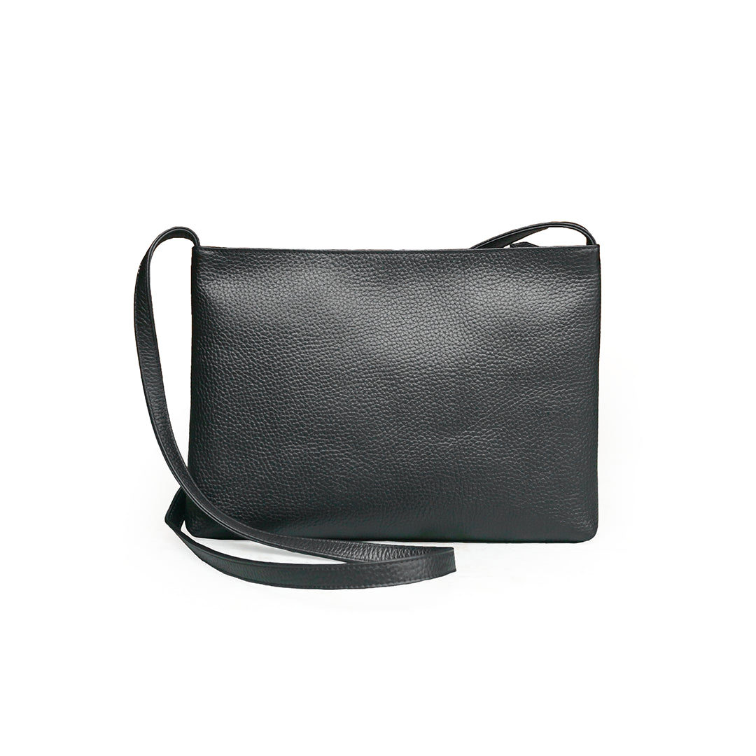 Hush Tugレザーサコッシュミディアムブラック 1080x1080-5_5334564e-7d67-4988