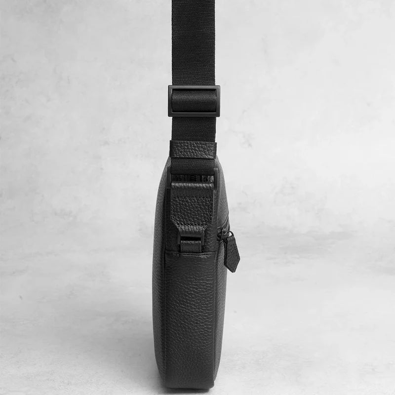 ミニショルダーバッグ ブラック（30%OFF）